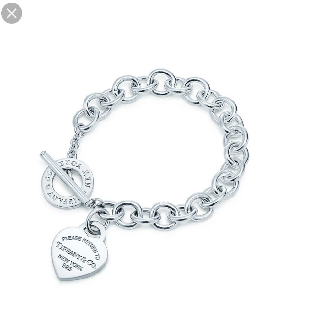 Return to tiffany tag toggle bracelet.  EUC